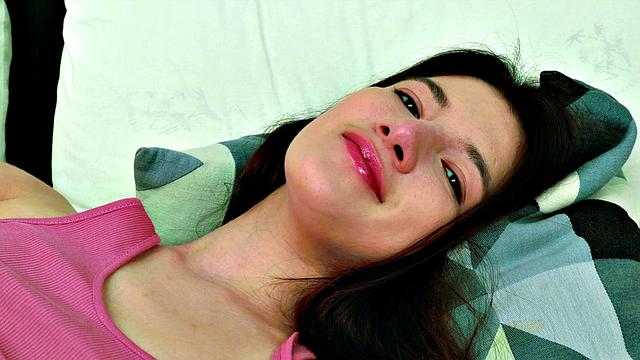 Sweet Smile, Sweet Slit