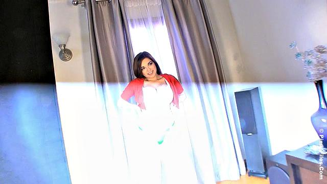 Tessa Fowler - Christmas Coming 1