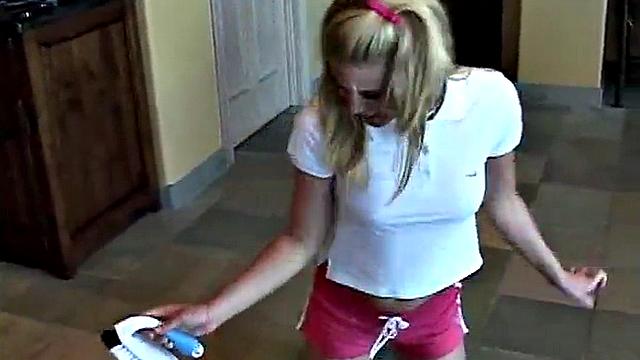 Little Summer stripping in her kitchen