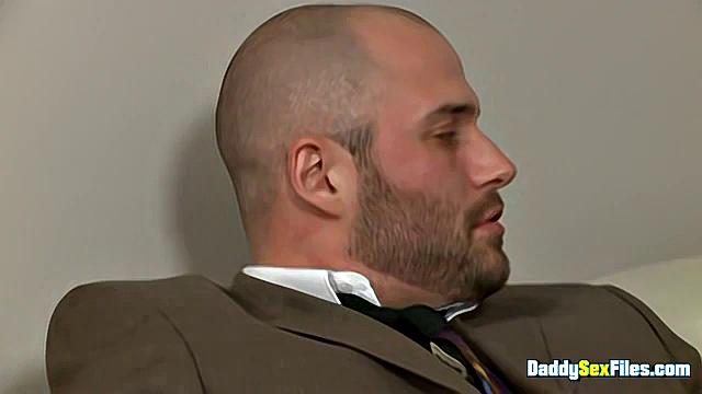 Mutual Jerking Business Pals - Sven Norse & David Chase