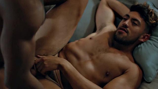 BBC gay guy enjoys fucking his BBF in his gaping asshole