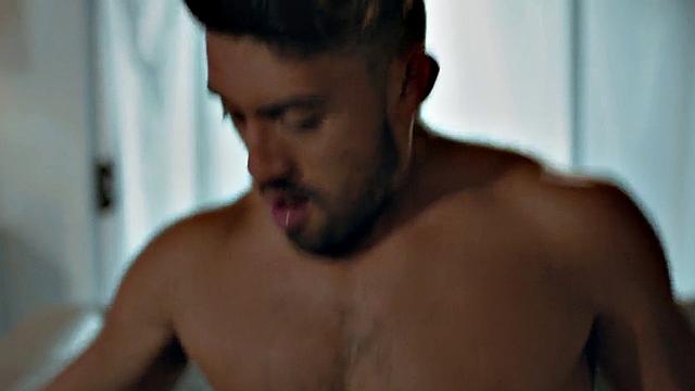 BBC gay guy enjoys fucking his BBF in his gaping asshole