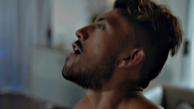 BBC gay guy enjoys fucking his BBF in his gaping asshole