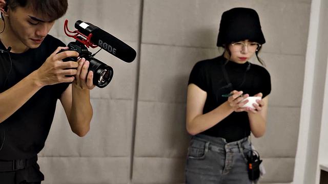 Assistant Ranako replaces porn actress at porn movie set