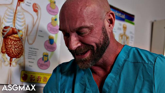 FamilyCreep - Doctor Stepdad Fixes My Injury With His Mouth