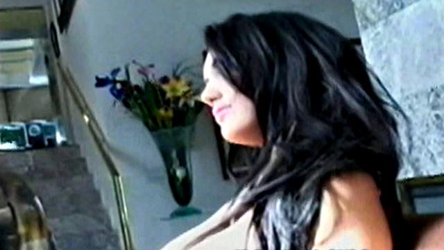 They love to wear nylon stockings