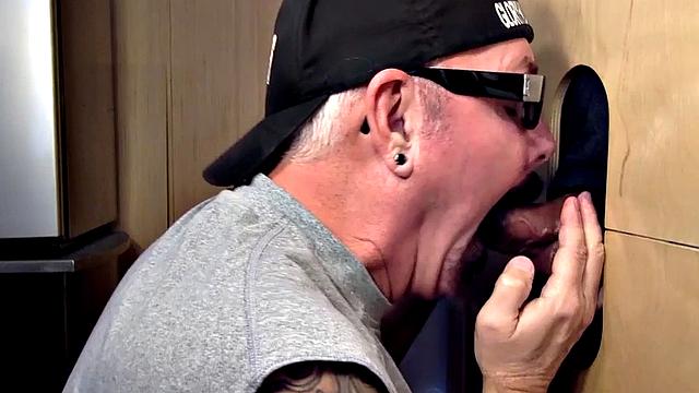 Gloryhole homemade DILF gets mouth filled with jizz after Blowjob