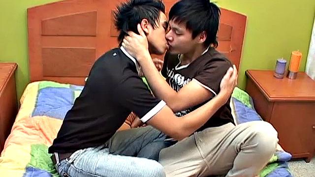 жаркий латино парень разносит uber без резины