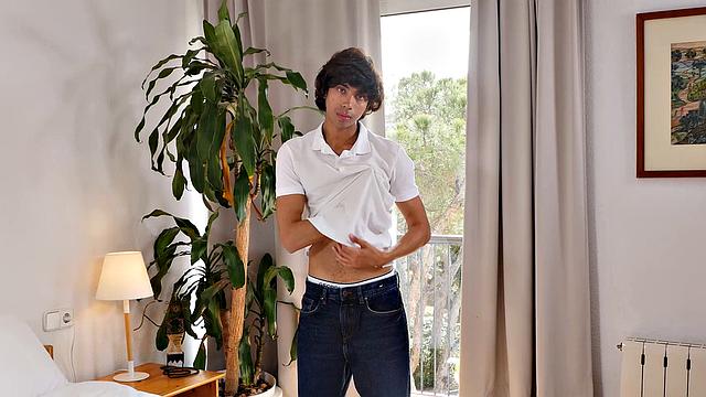 Dominik Xoxo Blows His Load Fast