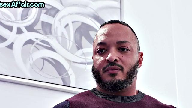 Cute Bisexual babe pounded in 3some