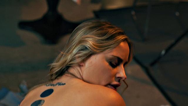 UP CLOSE - POV Bored Painting, PAWG Artist Anna Claire Clouds Rides Your BWC