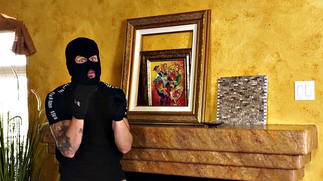 Sneaky intruder barebacked and blown by muscle hunk