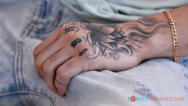 Xxlayna stepbro helps with cardio workout