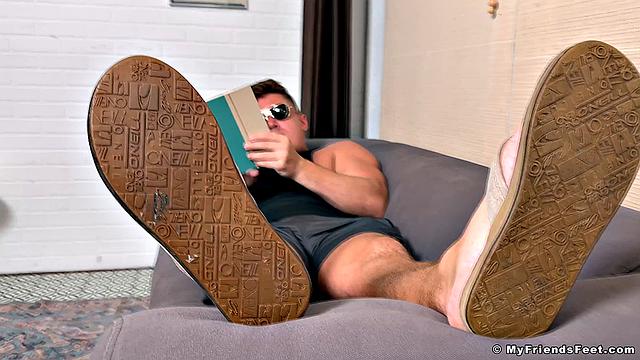 Spy on Drew's Flip-Flops - Drew