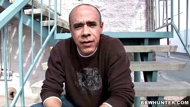 Cute Plumper Jelli Likes to Tease