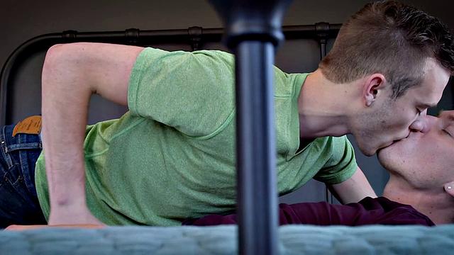 NextDoorTwink - Bricked Dicked Grad Rammed By Jocks To Calm