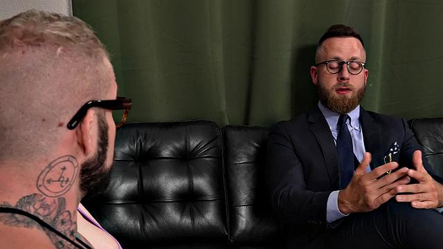 Straight buff guy by gay doc