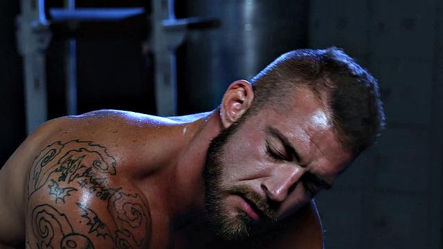 Versatile Beefcakes Pound Each Other Out - RagingStallion