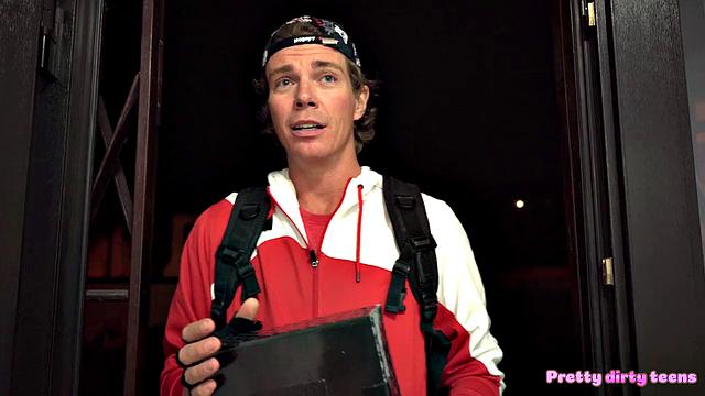 Naughty Cosplay Teens Have Threesome