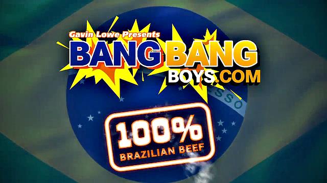 Marcelo Mastro bangs Kevyn Luss