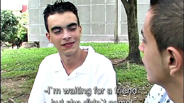 A conversation on a park bench results in these two horny Latinos heading for the bed. There, Gael and Daniel kiss as they strip naked for each other. The boys suck all over that bed, before the urge to fuck takes over.