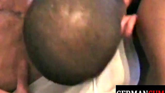 Deepthroating German jock gets rimmed and bred by stud.