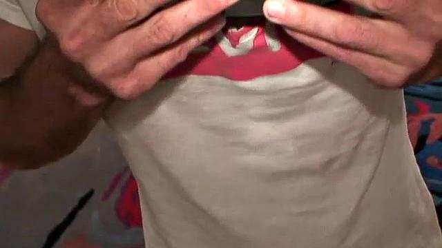 Брайан дрочит Роберта до мощного финала