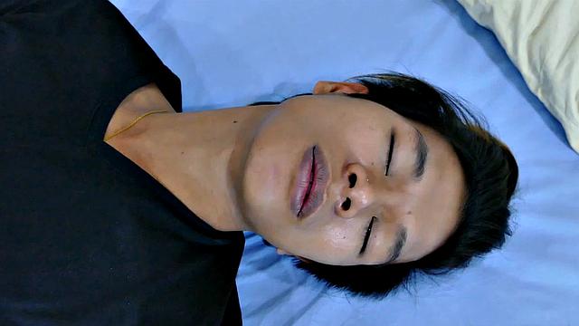 If you love slim Asian feet, Idol and Clark should be the perfect male feet pair for you. Both Asian twinks love foot play before fucking bareback. They begin by sucking toes and licking soles.