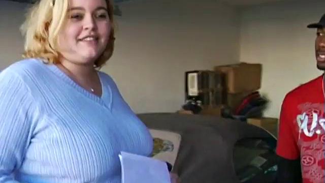 Fat Hottie Drew Indulges Black Guy