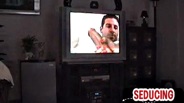 Skinny and hairy amateur gets sucked by gay at home