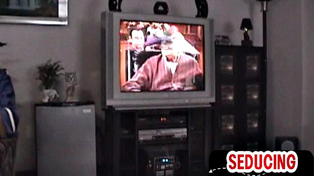 Skinny and hairy amateur gets sucked by gay at home