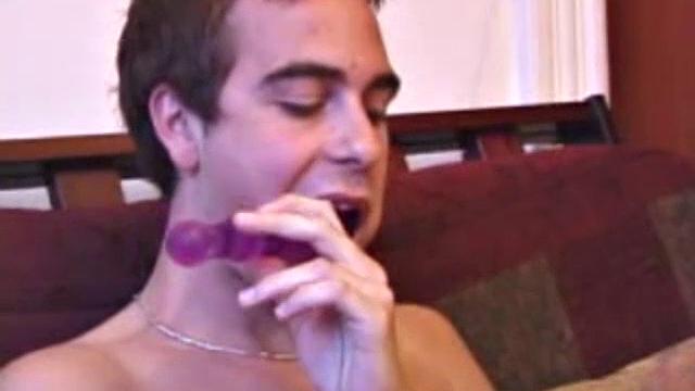 Vincenzo Strokes Sex Toy