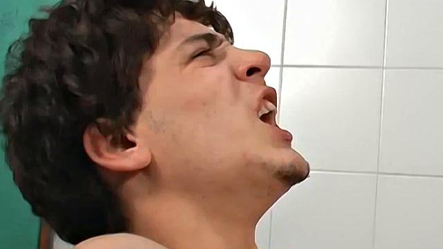 A Locker Room Dick Treat - Joe Zen &amp;amp; Santiago Masur