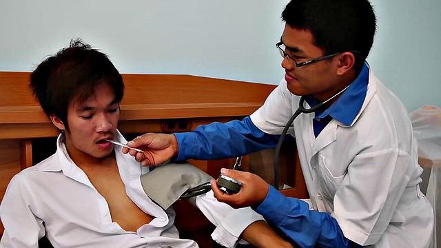 Asian enema twink barebacked by doctor until shooting
