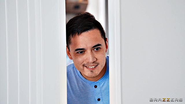 Stop Looking At My Mom!