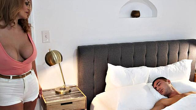 Newcomer Juliett Russo fucks daughter's fiance