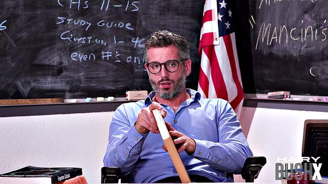 Petite babe pussysmashed hard