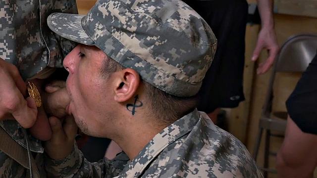 Military amateur stud fucks ass for voyeur sergeant