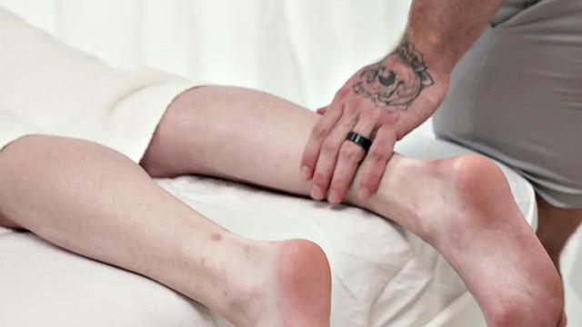 Bottom wild dude fucked in the asshole by gay in doggystyle