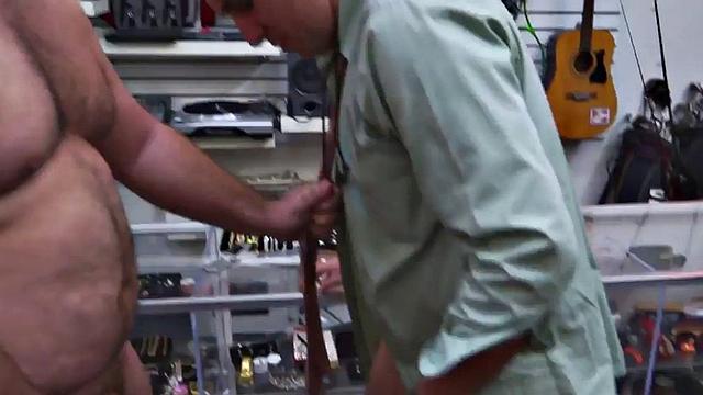 Pathetic amateur 3way fucked in public pawn store
