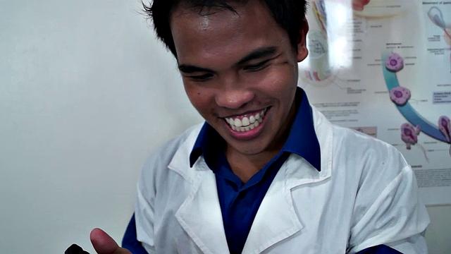 Doctor Tickles was delighted to have hot and handsome Asian twink Argie come in for a visit. Argie has very ticklish feet, and that is a big turn on for Doctor Tickles. There's nothing more horny than a cute young patient with ticklish male feet.