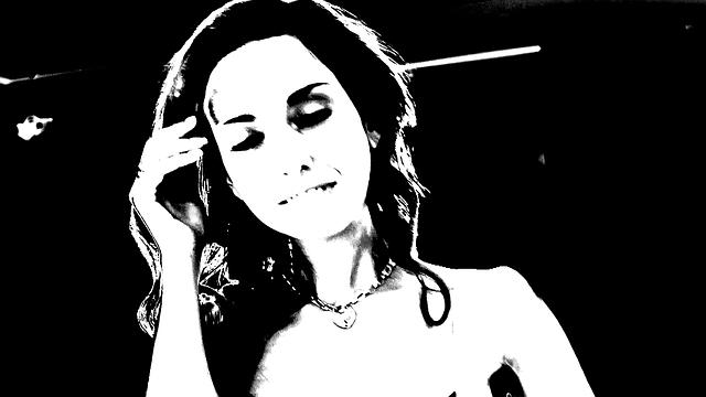 1000Facials - Smokin Hot Brunette Uses All Her Cock Sucking Skills