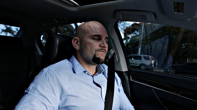 Bracefaced Redhead Bush