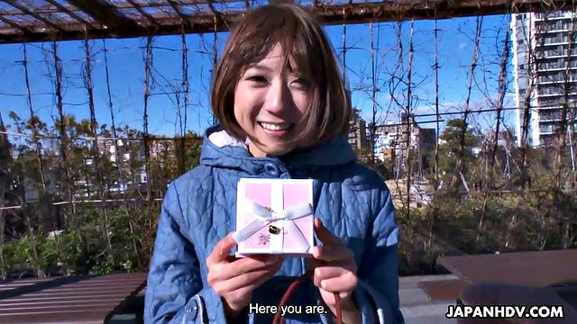 Elina Takigawa in new lingerie plays with lover