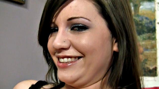 HJ amateur wanks POV cock so good while talking.dirty