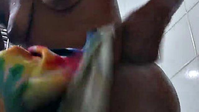 Sexy Texas girl with hairy pussy gets a hot shower & deposit of cum