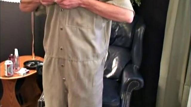 A good friend of my partner, Gary shows up for this session just a few hours after getting out of jail. He is a nice enough guy, with a good heart and trying his best to do the right things in life.