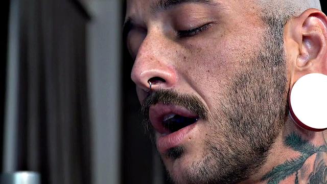 Trans lady gets sucked by man before licks his pussy