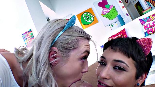 джейми из бруклина устроила минет, а медаль не дали