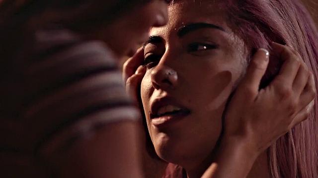 Big-titted perverted dyke eats pink-haired hairy lesbian